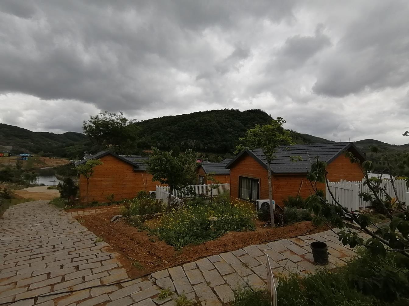 五莲黑虎山狩猎场-青岛哪家拓展公司安全保障完善|青岛拓展训练公司排名前十口碑对比|青岛专业拓展训练服务-青岛众行远管理咨询